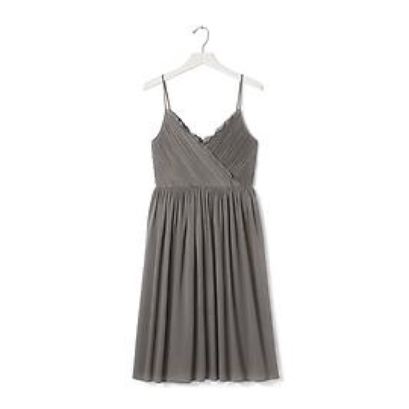 Banana Republic | Strappy Crossover Vee Dress - Picture 6 of 7